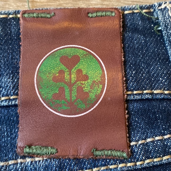 Velvet Heart Kate Skinny Jeans - Picture 7 of 8